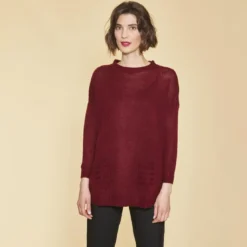 3 SUISSESPull poches plaquées bas arrondi fendu et dos croisé femme - Rouge Grenat