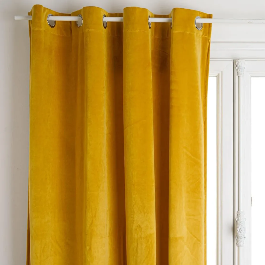 3S. x HomeRideau Occultant en Velours Ocre