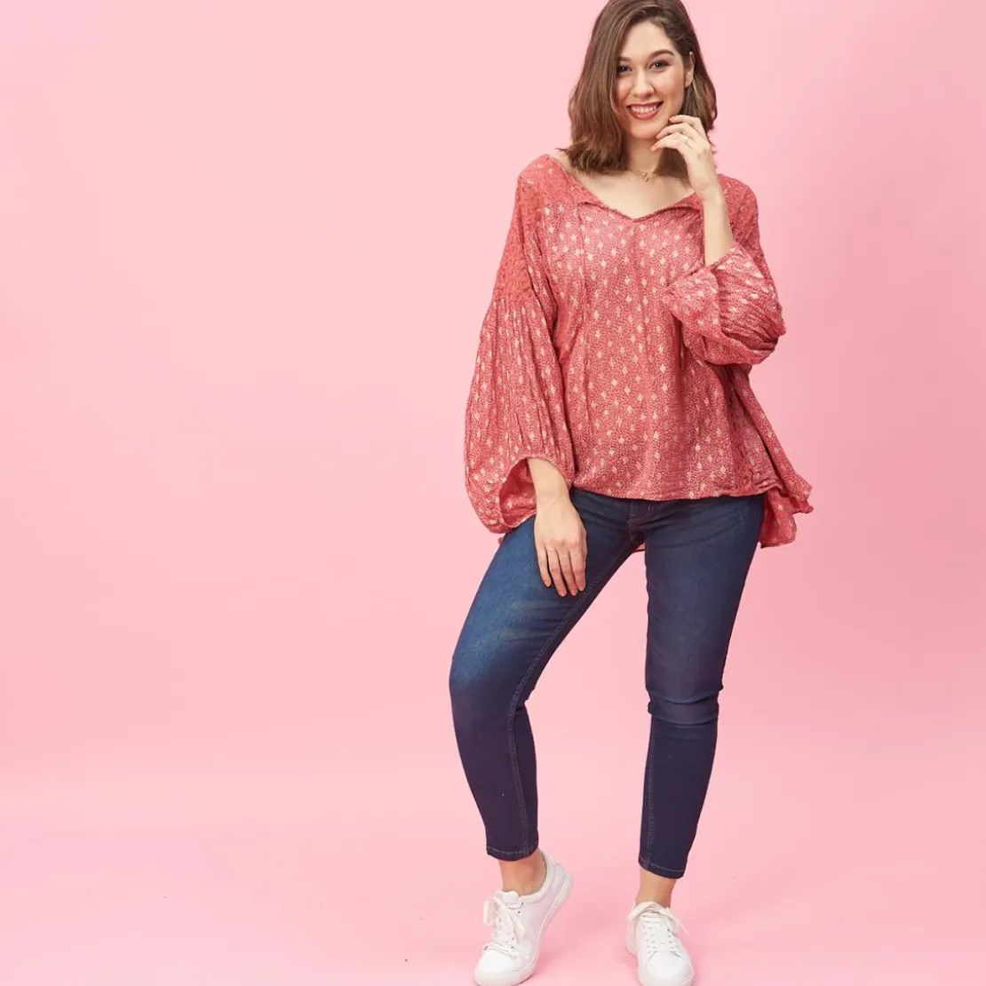 3S. x Le VestiaireBlouse col V avec application de dentelle Klauda en coton