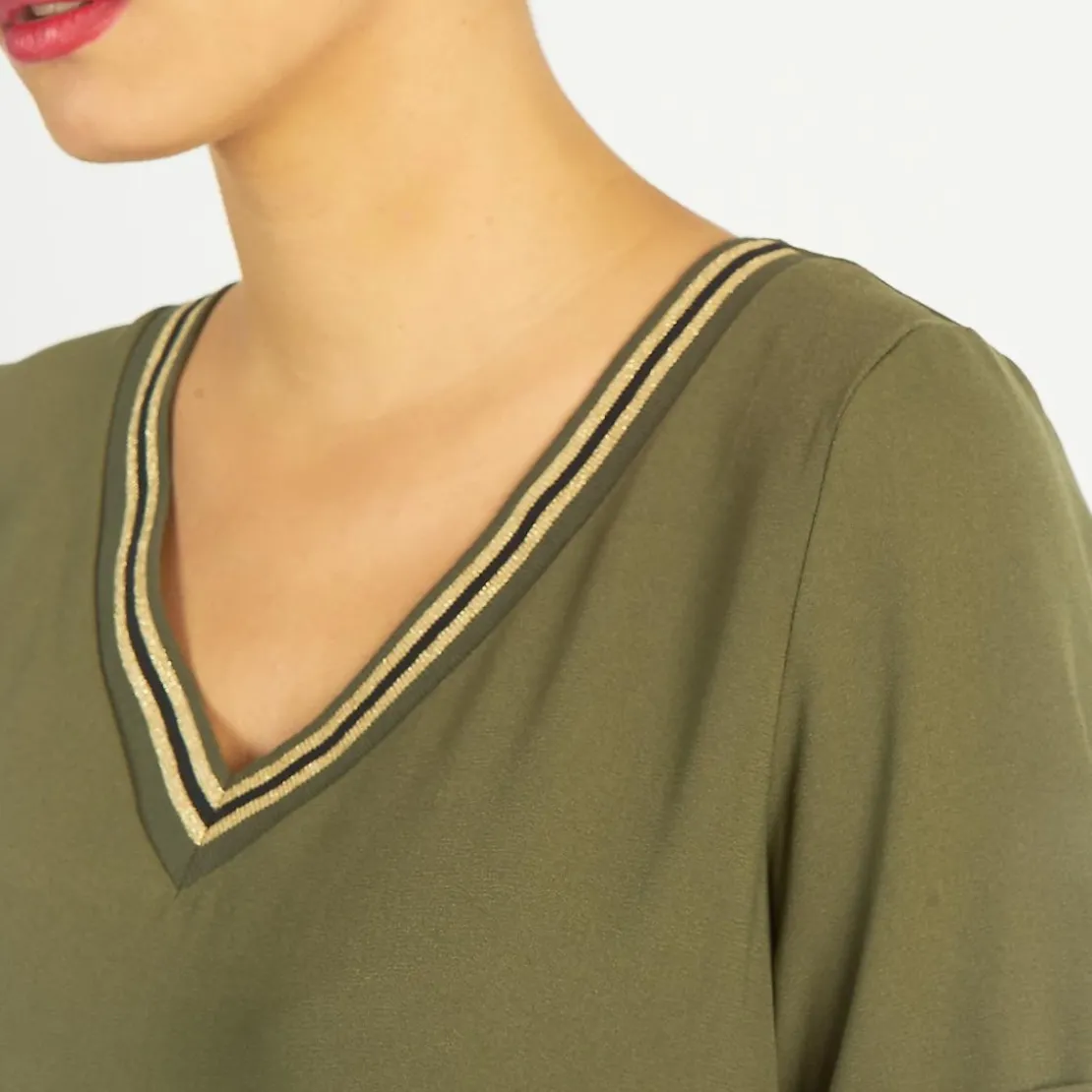 3S. x Le VestiaireBlouses col V détail bandes à l'encolure Elena