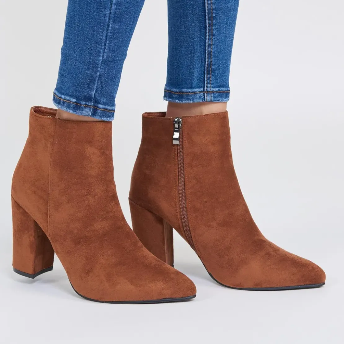 3S. x Le VestiaireBottines à talons épais Vera