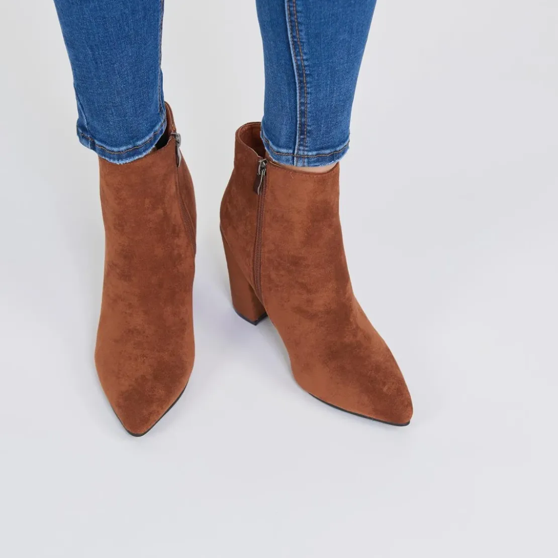 3S. x Le VestiaireBottines à talons épais Vera