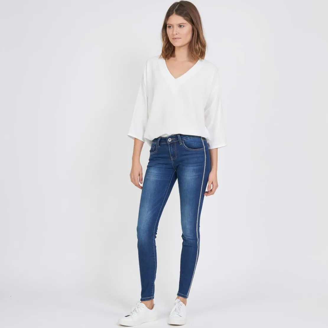 3S. x Le VestiaireJean slim avec bandes strass Emma en coton bleu