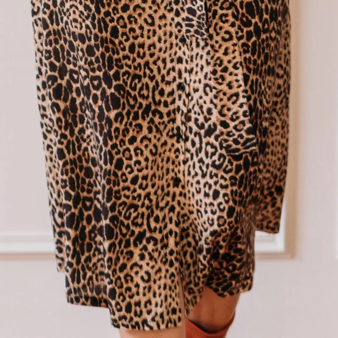 3S. x Le VestiaireJupe mi-longue boutonnée devant léopard Beige en viscose