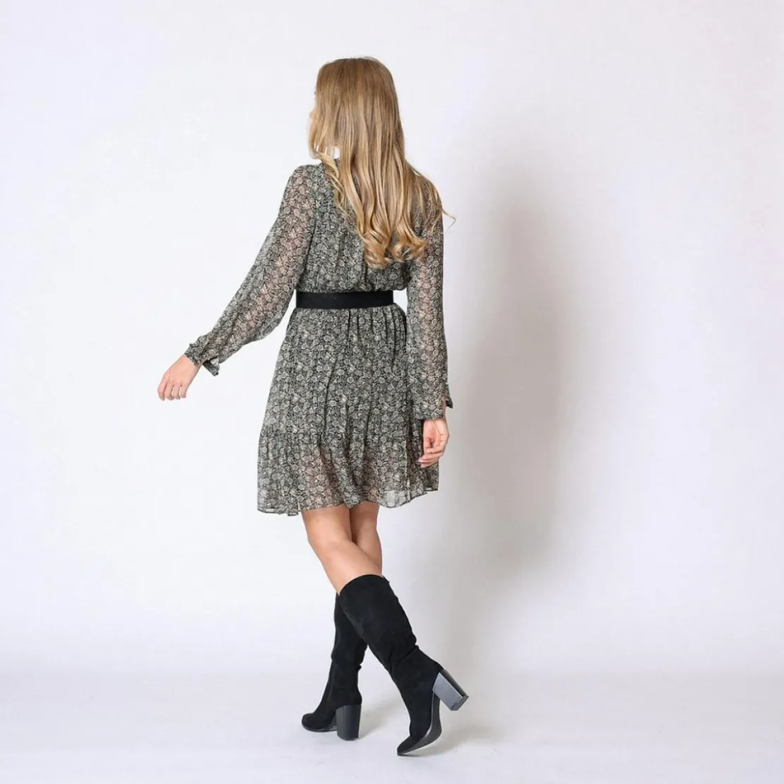 3S. x Le VestiaireRobe courte fleurie Béatrice noir