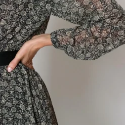 3S. x Le VestiaireRobe courte fleurie Béatrice noir