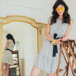 3S. x Le VestiaireRobe courte épaule dénudée imprimée fleurs Daphnée en viscose