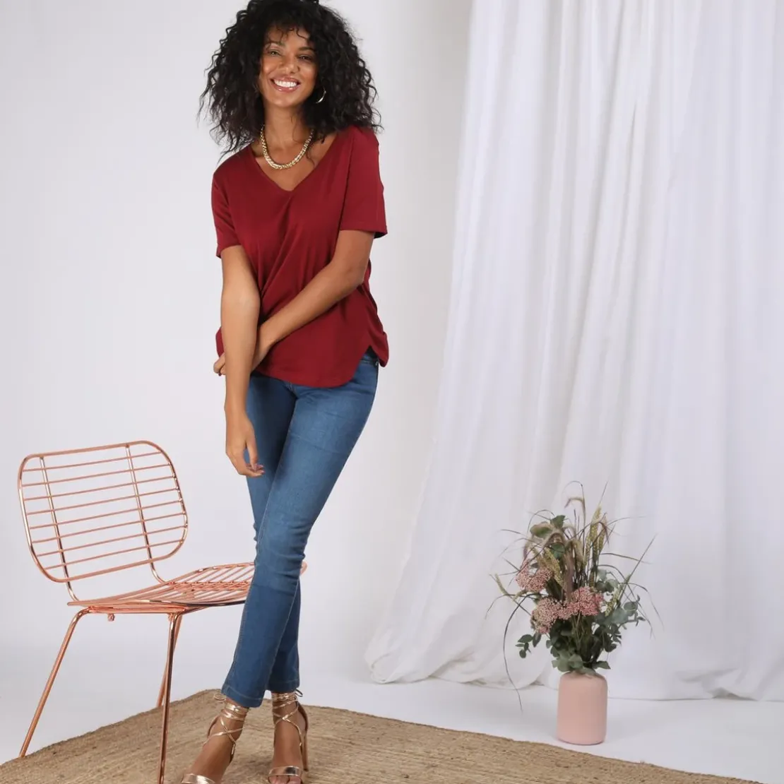 3S. x Le VestiaireTee-shirt col V manches courtes bas arrondi femme - Rouge Grenat en coton
