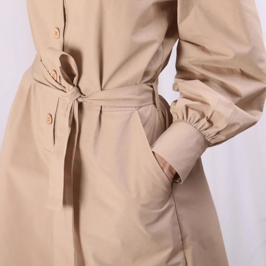 3S. x RééditionRobe manches longues ceinturée en popeline beige Dali Réédition