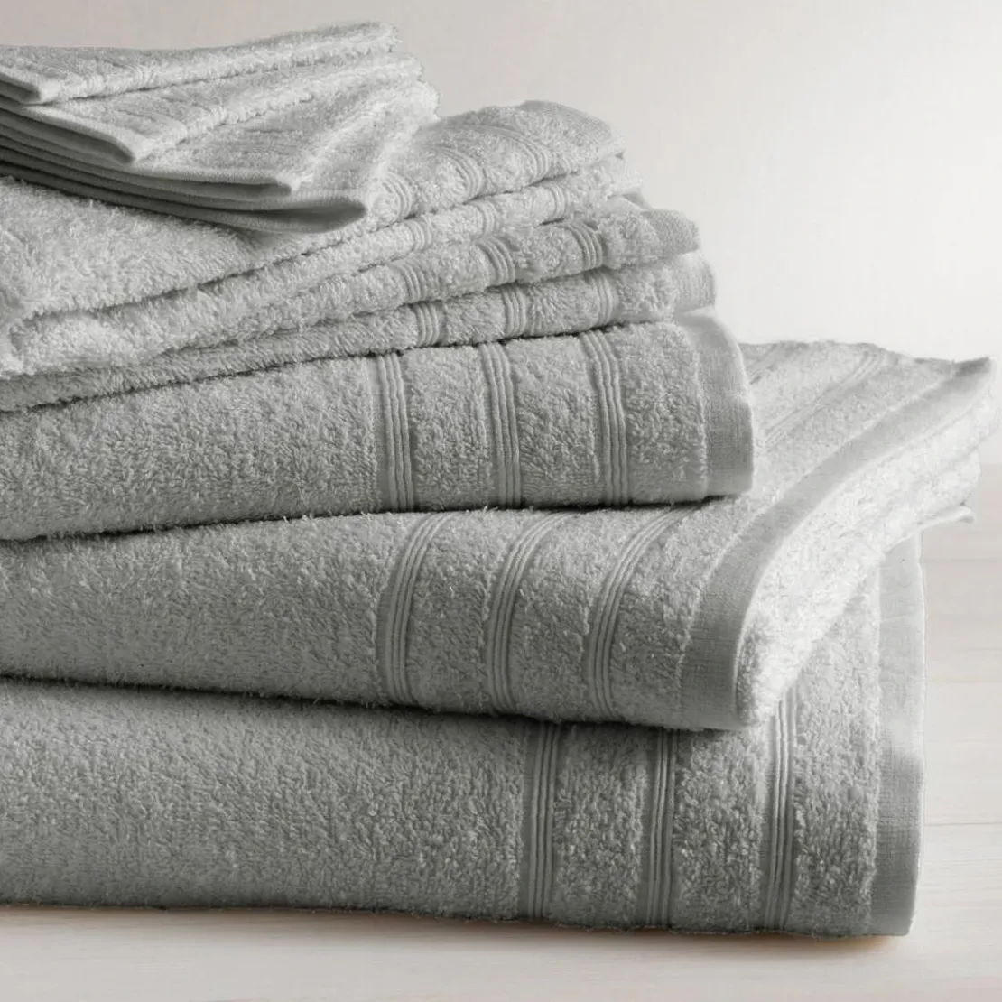 3S. x TertioLot de 2 serviettes invité en en coton éponge 600 gm² - gris perle