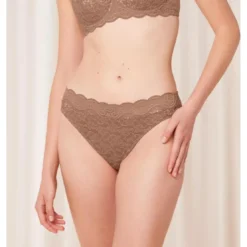 TriumphCulotte ocre- Amourette 300