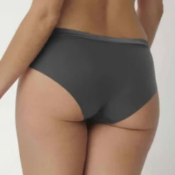 TriumphShorty Gris Triumph- Body Make-up Touch