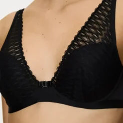 TriumphSoutien-gorge Ampliforme Armatures Triumph noir- AURA