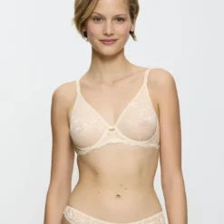 TriumphSoutien-gorge Emboitant Armatures Triumph beige- AMOURETTE CHARM