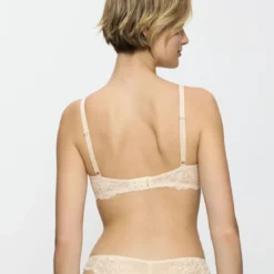 TriumphSoutien-gorge Emboitant Armatures Triumph beige- AMOURETTE CHARM