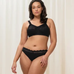 TriumphSoutien-gorge emboitant sans armatures noir- Doreen