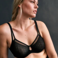TriumphSoutien Gorge minimiseur avec armatures - Noir- Signature Sheer