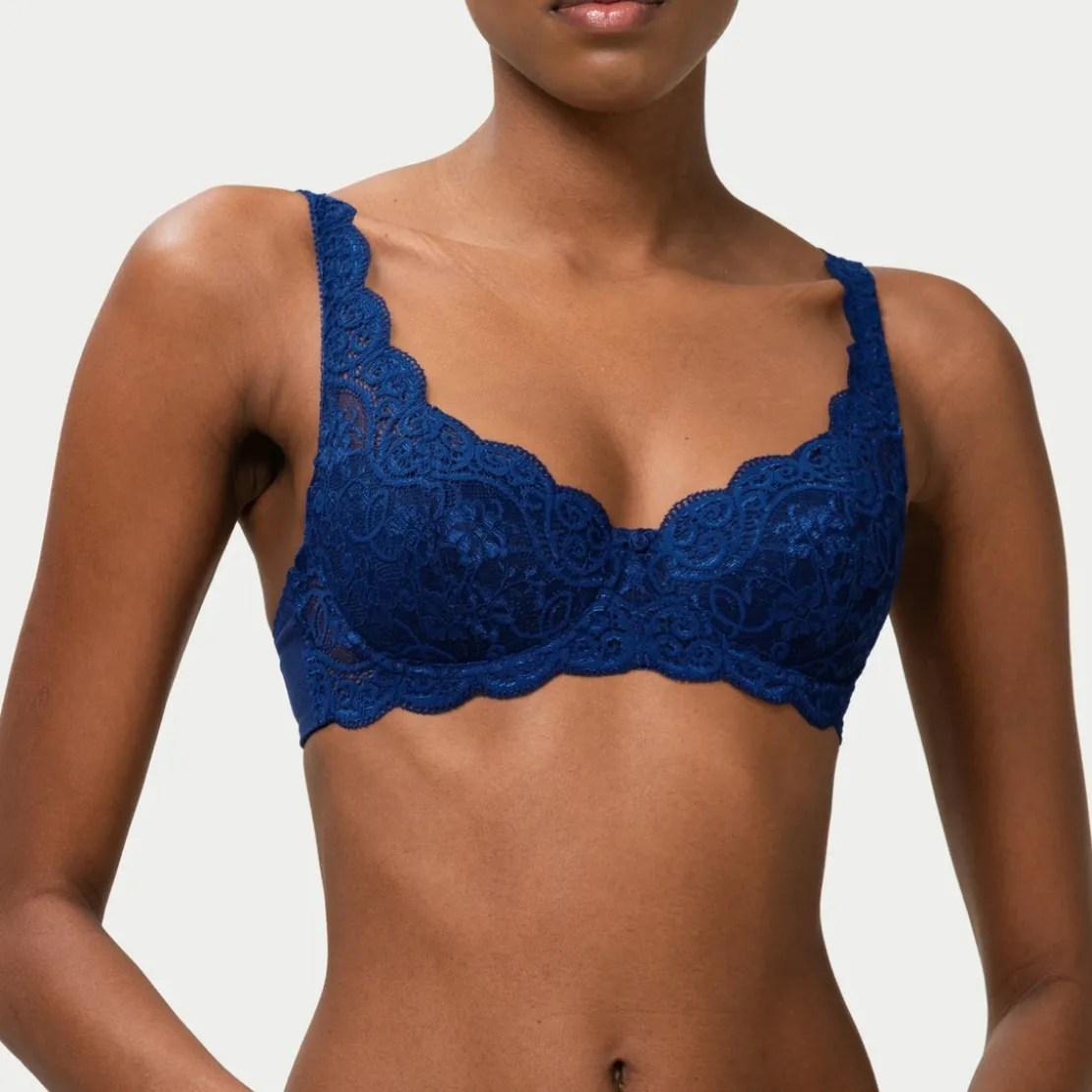 TriumphSoutien-gorge rembourré avec armatures bleu marine- Amourette 300