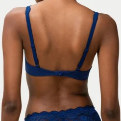 TriumphSoutien-gorge rembourré avec armatures bleu marine- Amourette 300