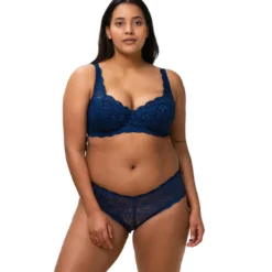 TriumphSoutien-gorge rembourré avec armatures bleu marine- Amourette 300