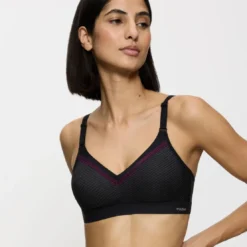 TriumphSoutien-gorge sans armatures noir Triaction Free Motion N EX- Triaction Free Motion