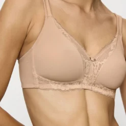 TriumphSoutien-gorge sans armatures Beige Modern Lace+Cotton N- MODERN LACE+COTTON