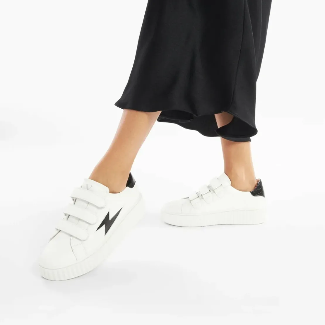 Vanessa WuBaskets éclair Elsa blanc et noir croco à scratchs