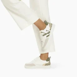 Vanessa WuBaskets kaki JOYCE blanc en tissu