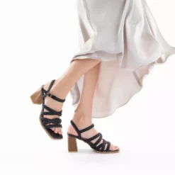 Vanessa WuSandales Femme - Multibrides tressées noir