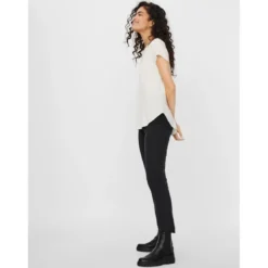 Vero ModaBlouse Regular Fit Col rond Manches courtes Longueur regular blanc en viscose