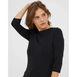 Vero ModaBlouse Regular Fit Col bateau Manches 3/4 Longueur regular noir