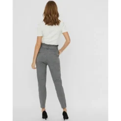 Vero ModaPantalon paperbag Loose Fit Taille haute Pleine longueur gris en viscose