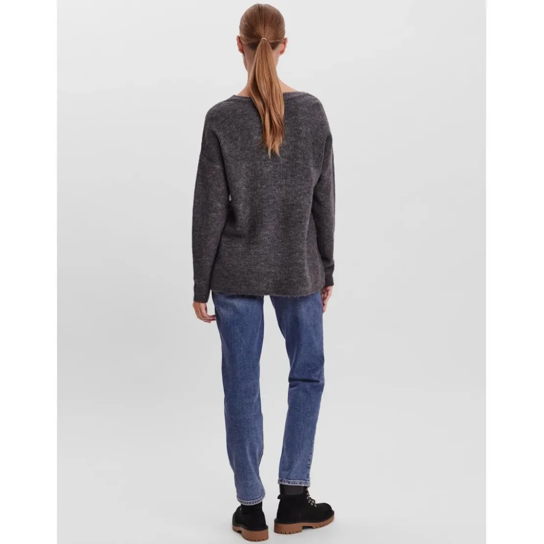 Vero ModaPull en maille Col en V Manches longues gris Sofia