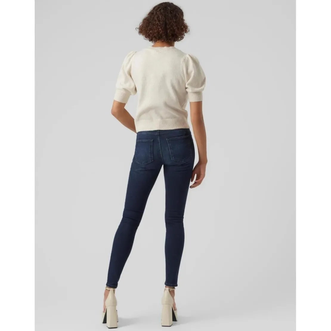 Vero ModaPull en maille Col rond Manches 2/4 beige gris