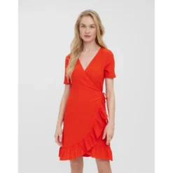 Vero ModaRobe Regular Fit Col rond Manches courtes orange