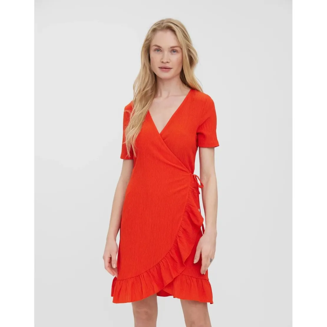 Vero ModaRobe Regular Fit Col rond Manches courtes orange