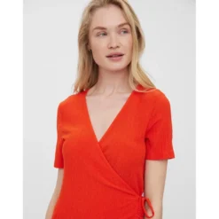 Vero ModaRobe Regular Fit Col rond Manches courtes orange