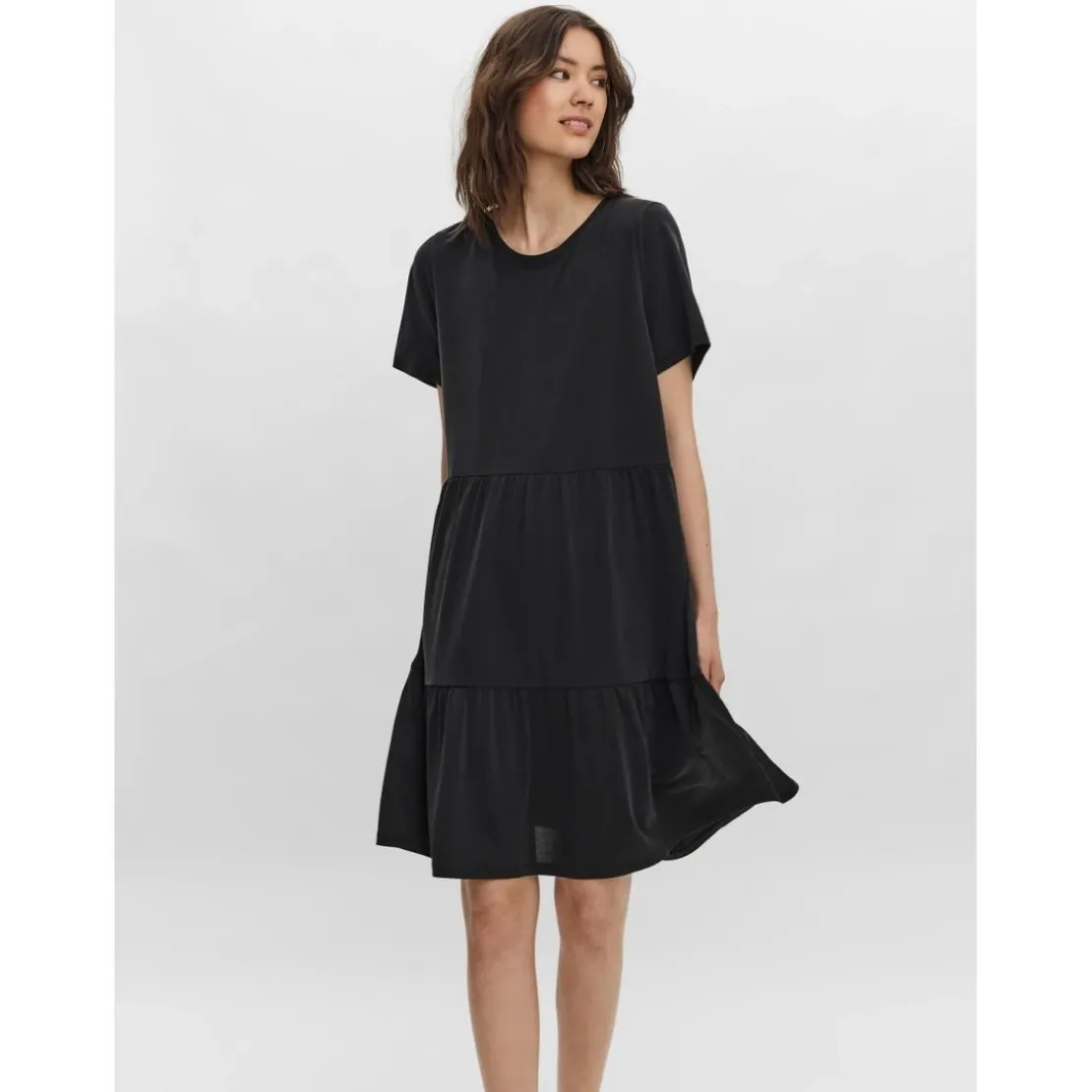Vero ModaRobe Relaxed Fit Col rond Manches 3/4 Au-dessus du genou noir en coton modal