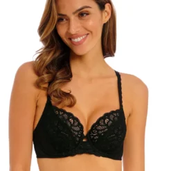 Wacoal lingerieSoutien-gorge emboitant armatures Noir RAFFINE- RAFFINE